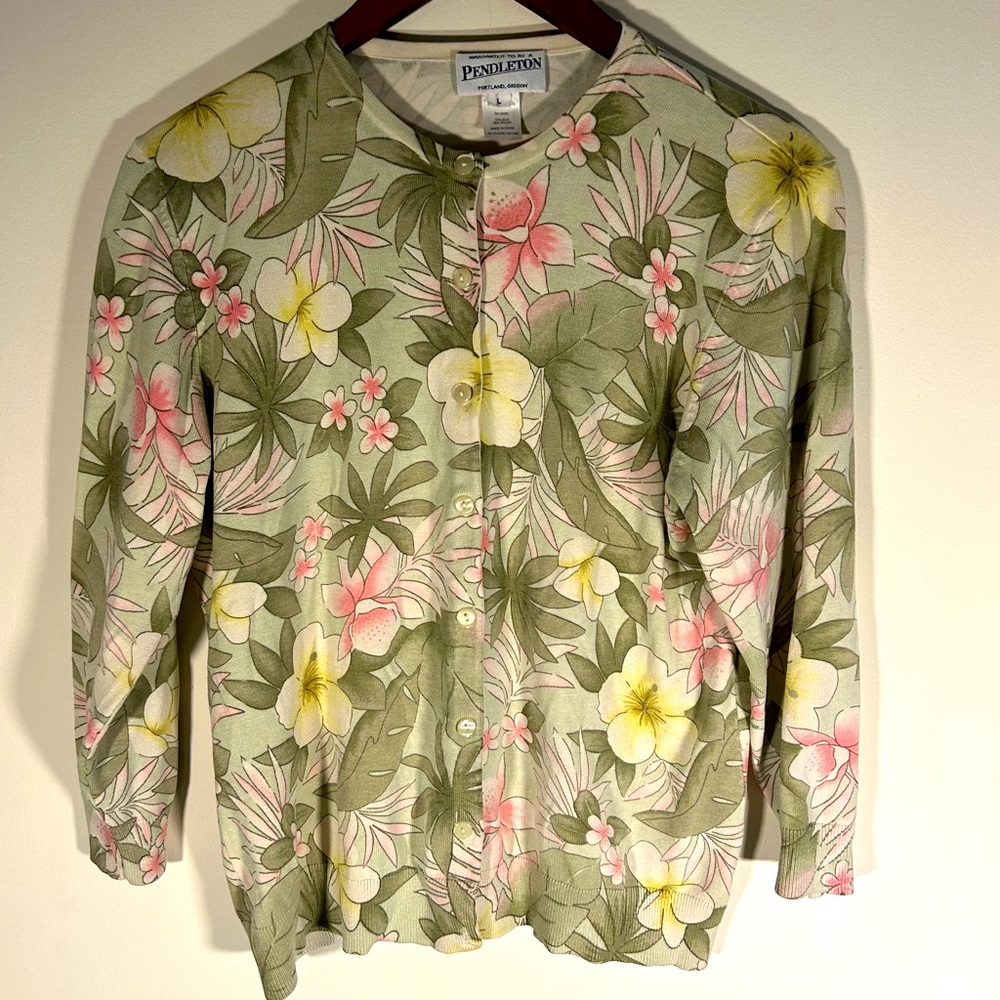 Pendleton floral cardigan, size Large, silk and nylon blend